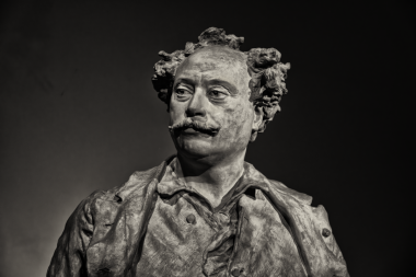 Depicting Dumas
